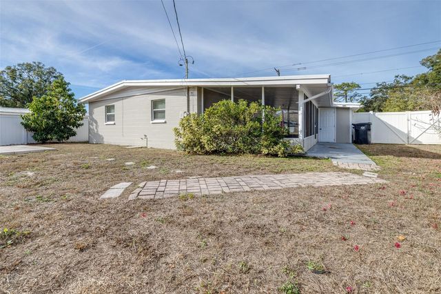 14809 N BOULEVARD, Tampa, FL 33613