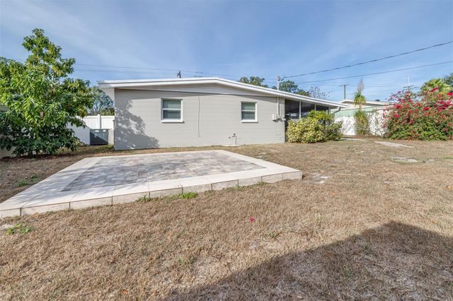 14809 N BOULEVARD, Tampa, FL 33613