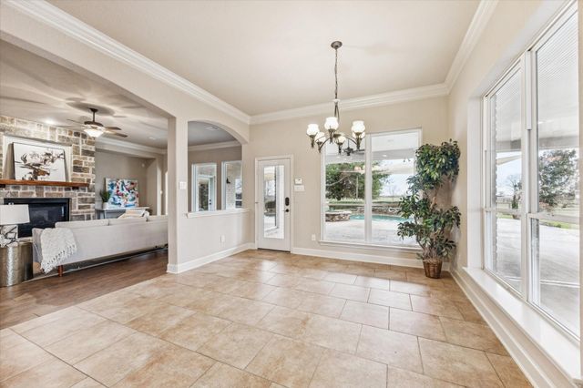 11256 Hahn Road, Sealy, TX 77474