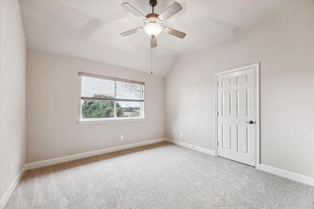 11256 Hahn Road, Sealy, TX 77474