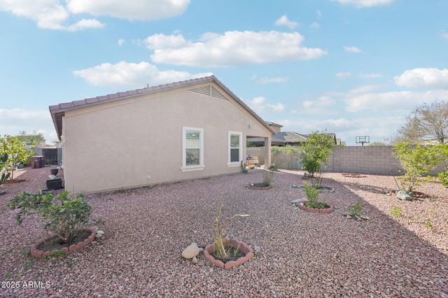 10736 W BRONCO Trail, Peoria, AZ 85383