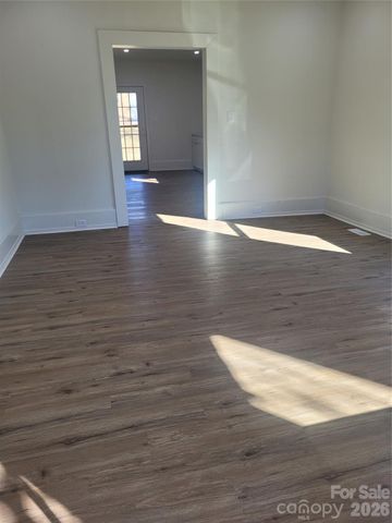 508 N Apple Street, Gastonia, NC 28054