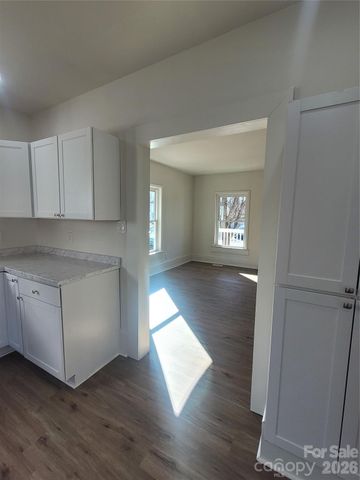 508 N Apple Street, Gastonia, NC 28054