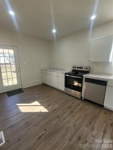 508 N Apple Street, Gastonia, NC 28054