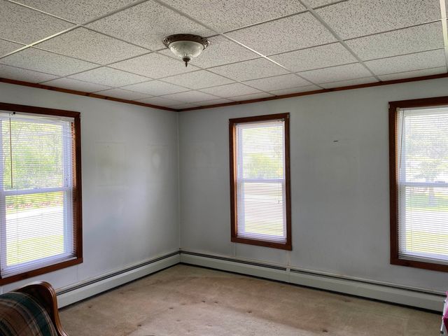 90 Elm Street, West Rutland, VT 05777
