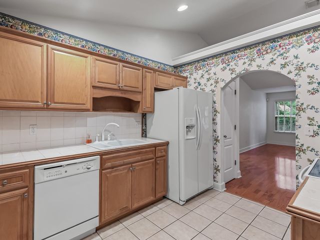 1737 Silverwood Drive, Tallahassee, FL 32301