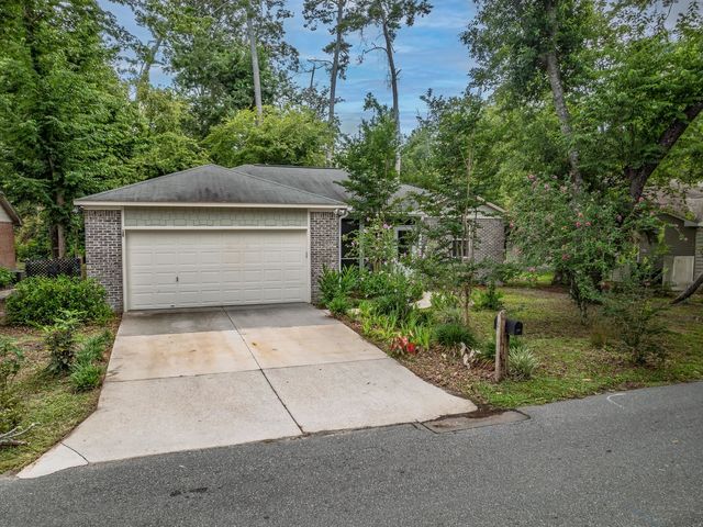 1737 Silverwood Drive, Tallahassee, FL 32301
