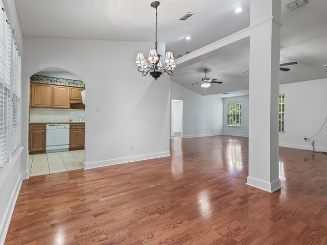 1737 Silverwood Drive, Tallahassee, FL 32301