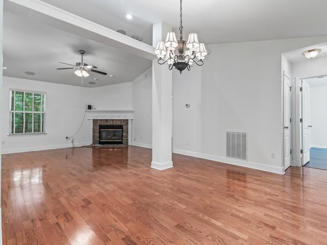 1737 Silverwood Drive, Tallahassee, FL 32301