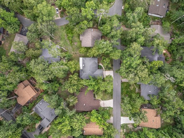 1737 Silverwood Drive, Tallahassee, FL 32301
