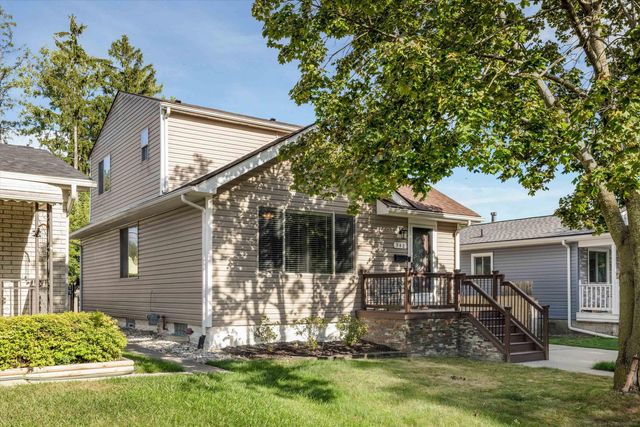 342 N Marias Avenue, Clawson, MI 48017