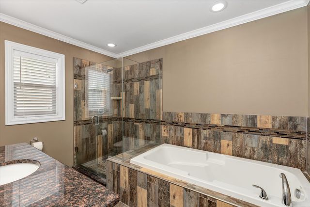342 N Marias Avenue, Clawson, MI 48017