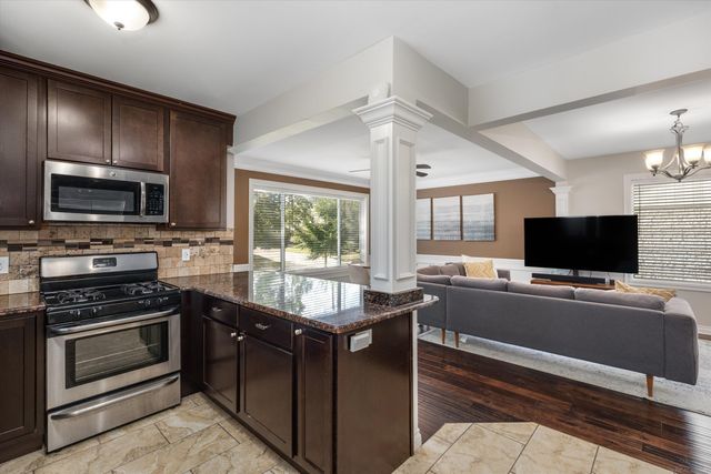 342 N Marias Avenue, Clawson, MI 48017