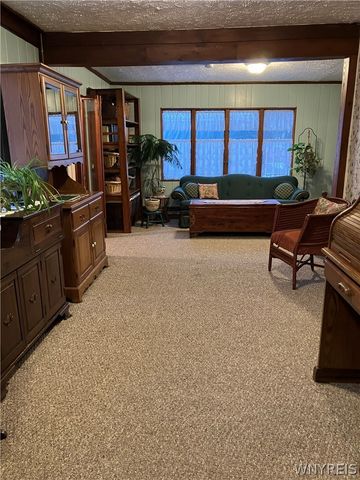 207 Coolidge Road, Irondequoit, NY 14622