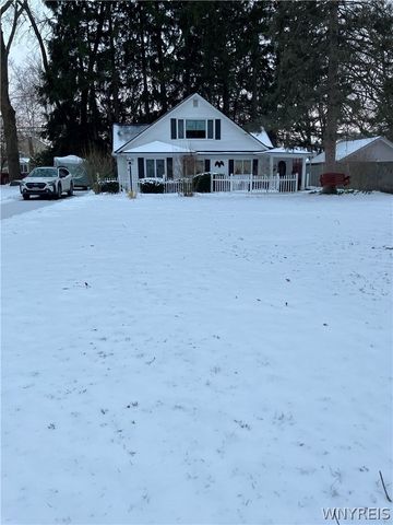 207 Coolidge Road, Irondequoit, NY 14622