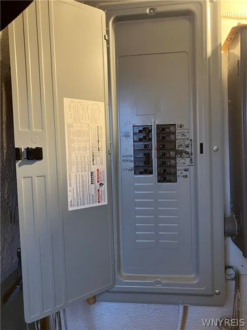 207 Coolidge Road, Irondequoit, NY 14622