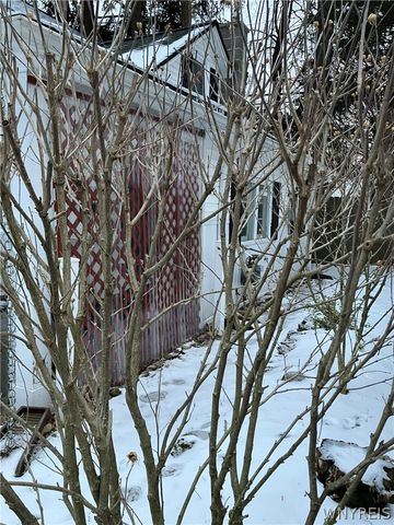 207 Coolidge Road, Irondequoit, NY 14622