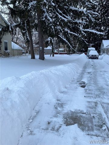 207 Coolidge Road, Irondequoit, NY 14622