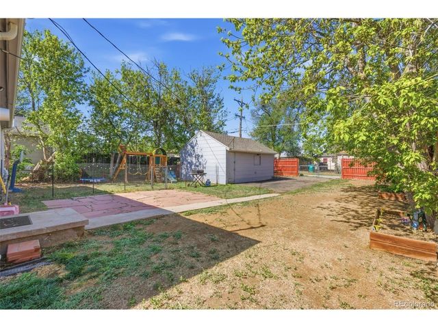 1257 Macon, Aurora, CO 80010