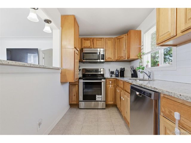 1257 Macon, Aurora, CO 80010