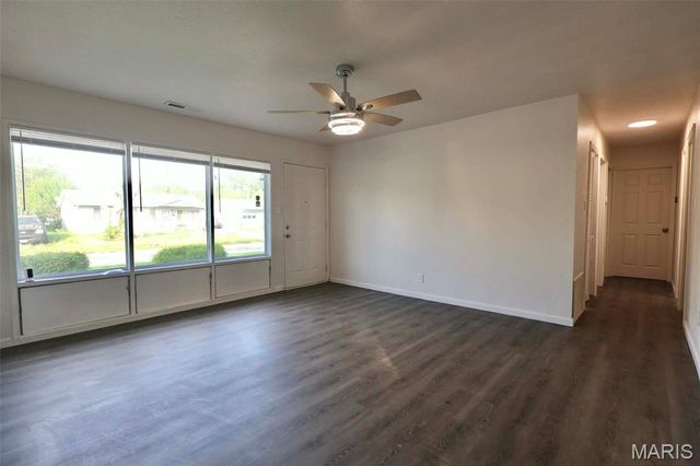 804 Saint Thomas Lane, Cahokia, IL 62206