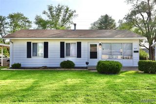 804 Saint Thomas Lane, Cahokia, IL 62206