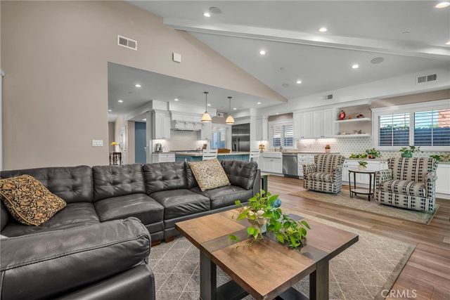 28060 Santona Drive, Rancho Palos Verdes, CA 90275