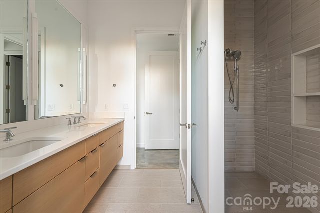 221 Fern Grove Court, Asheville, NC 28803