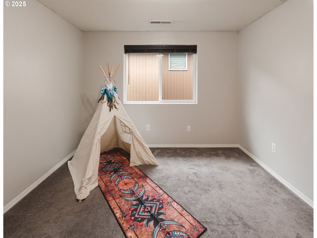 5509 Ne 44TH St, Vancouver, WA 98661