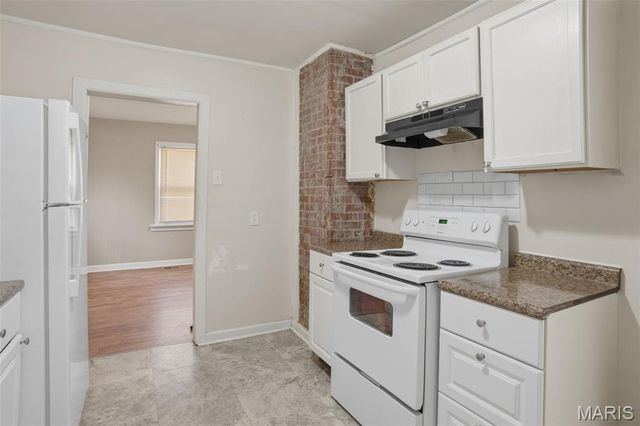 449 S Dade Avenue, St Louis, MO 63135