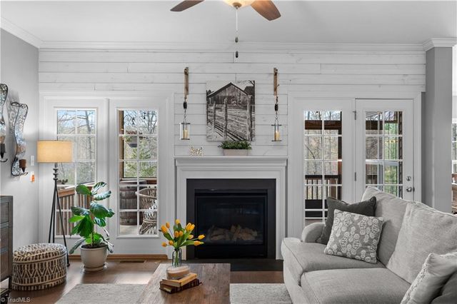 7623 Monty Drive, Kernersville, NC 27284