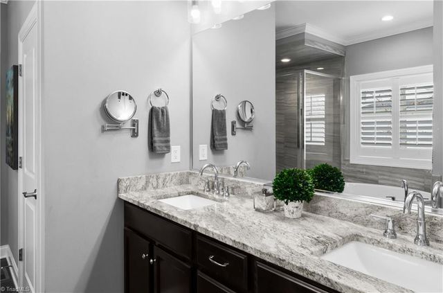 7623 Monty Drive, Kernersville, NC 27284