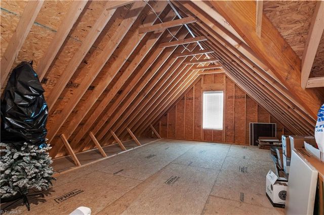 7623 Monty Drive, Kernersville, NC 27284