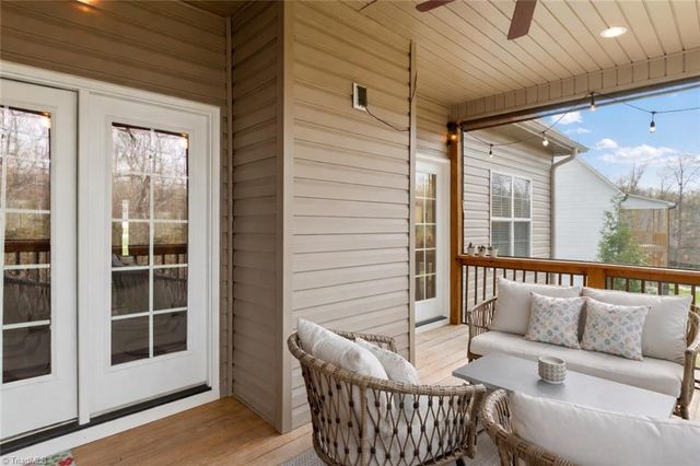 7623 Monty Drive, Kernersville, NC 27284