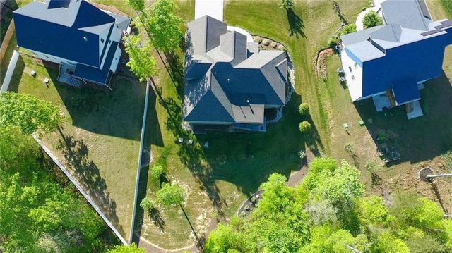 7623 Monty Drive, Kernersville, NC 27284