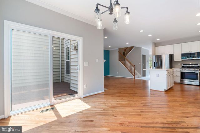 20804 MIRANDA FALLS SQ, Sterling, VA 20165