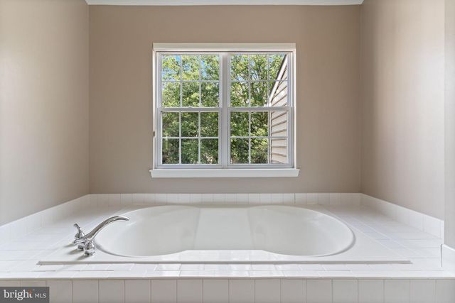 20804 MIRANDA FALLS SQ, Sterling, VA 20165