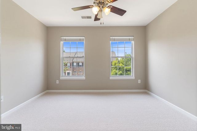 20804 MIRANDA FALLS SQ, Sterling, VA 20165