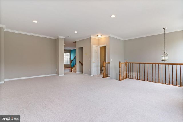 20804 MIRANDA FALLS SQ, Sterling, VA 20165