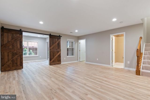 20804 MIRANDA FALLS SQ, Sterling, VA 20165