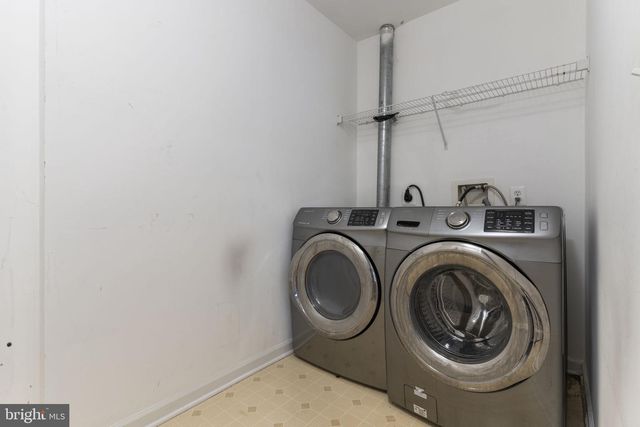 20804 MIRANDA FALLS SQ, Sterling, VA 20165