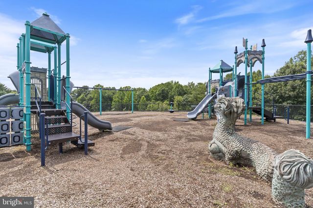 20804 MIRANDA FALLS SQ, Sterling, VA 20165
