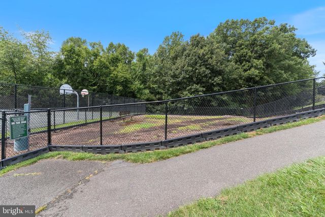 20804 MIRANDA FALLS SQ, Sterling, VA 20165