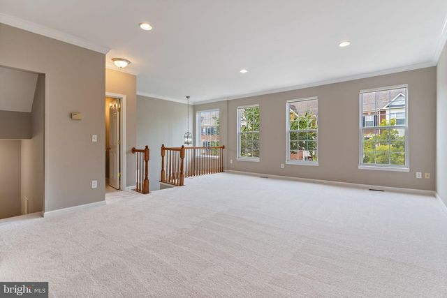 20804 MIRANDA FALLS SQ, Sterling, VA 20165