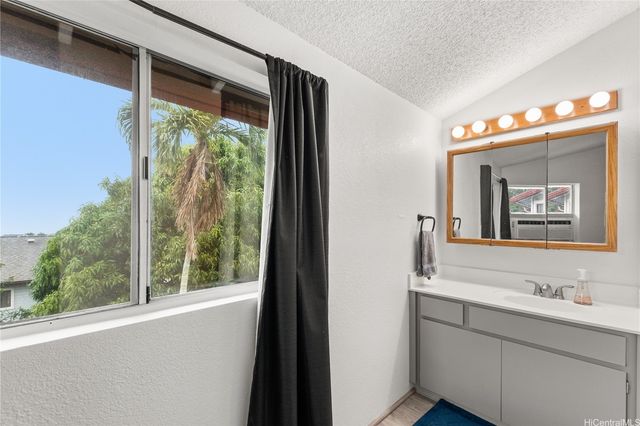 92-1246 Makakilo Drive 57, Kapolei, HI 96707