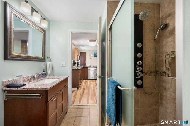 15 Curran Street, Norwich, CT 06360