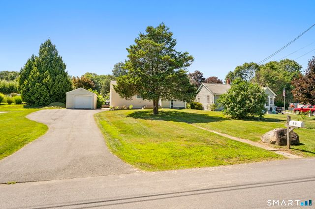 15 Curran Street, Norwich, CT 06360