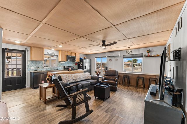 1724 Sandra Way 122, Rosamond, CA 93560