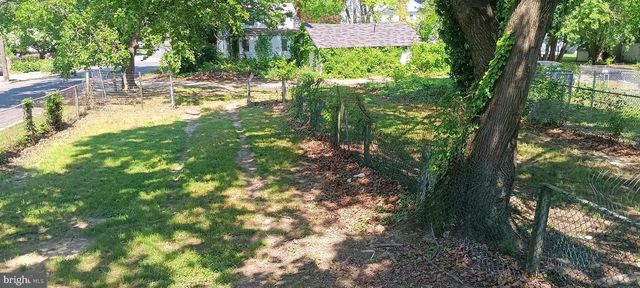 334-336 E BROADWAY, Salem, NJ 08079
