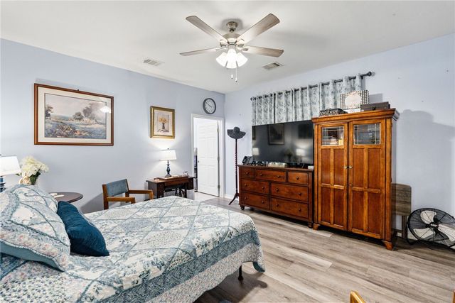 2041 Yale St, Corpus Christi, TX 78416